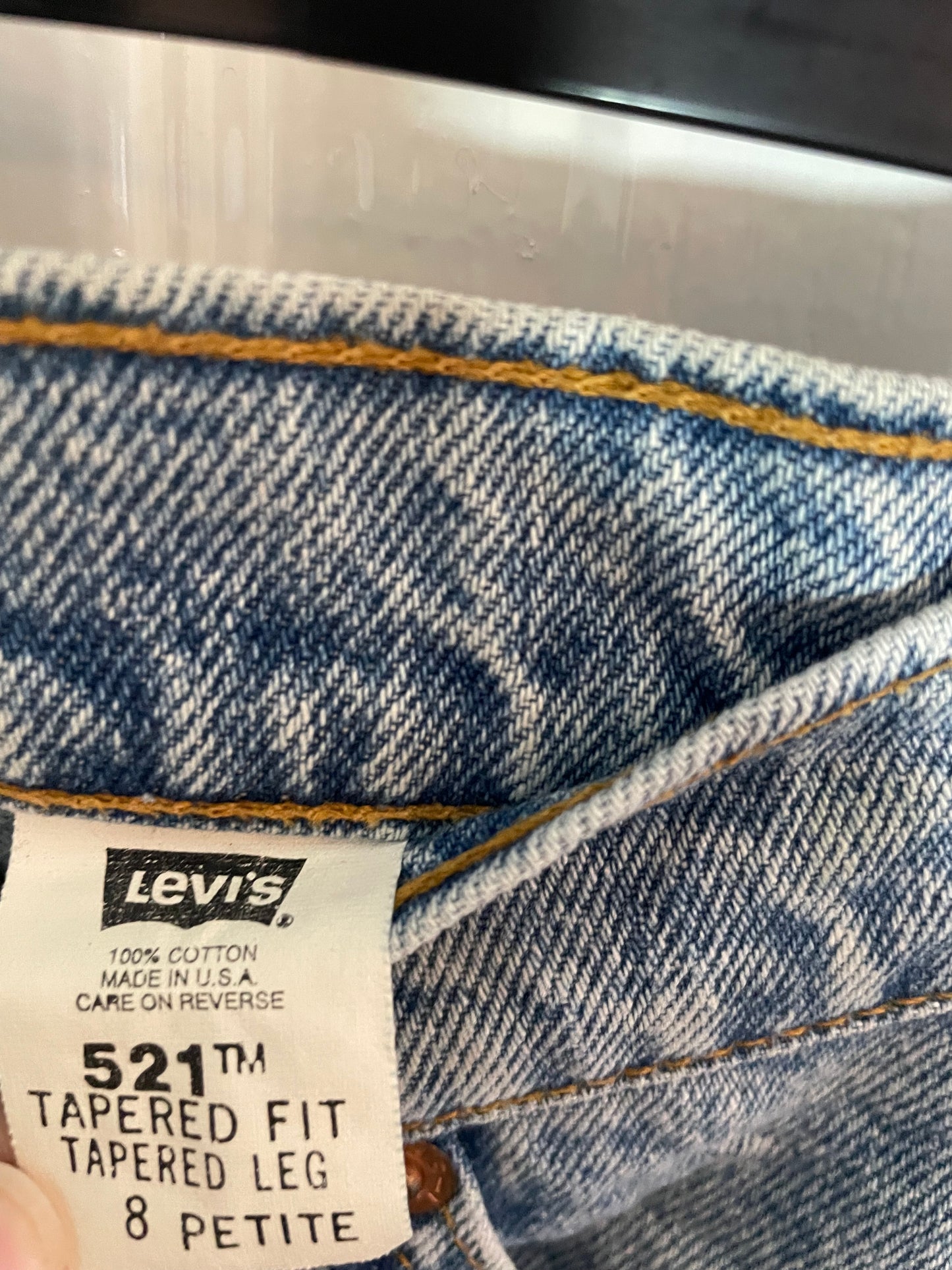 Women’s Levi’s High Waisted, Tapered Fit, Tapered Leg Petit Jeans