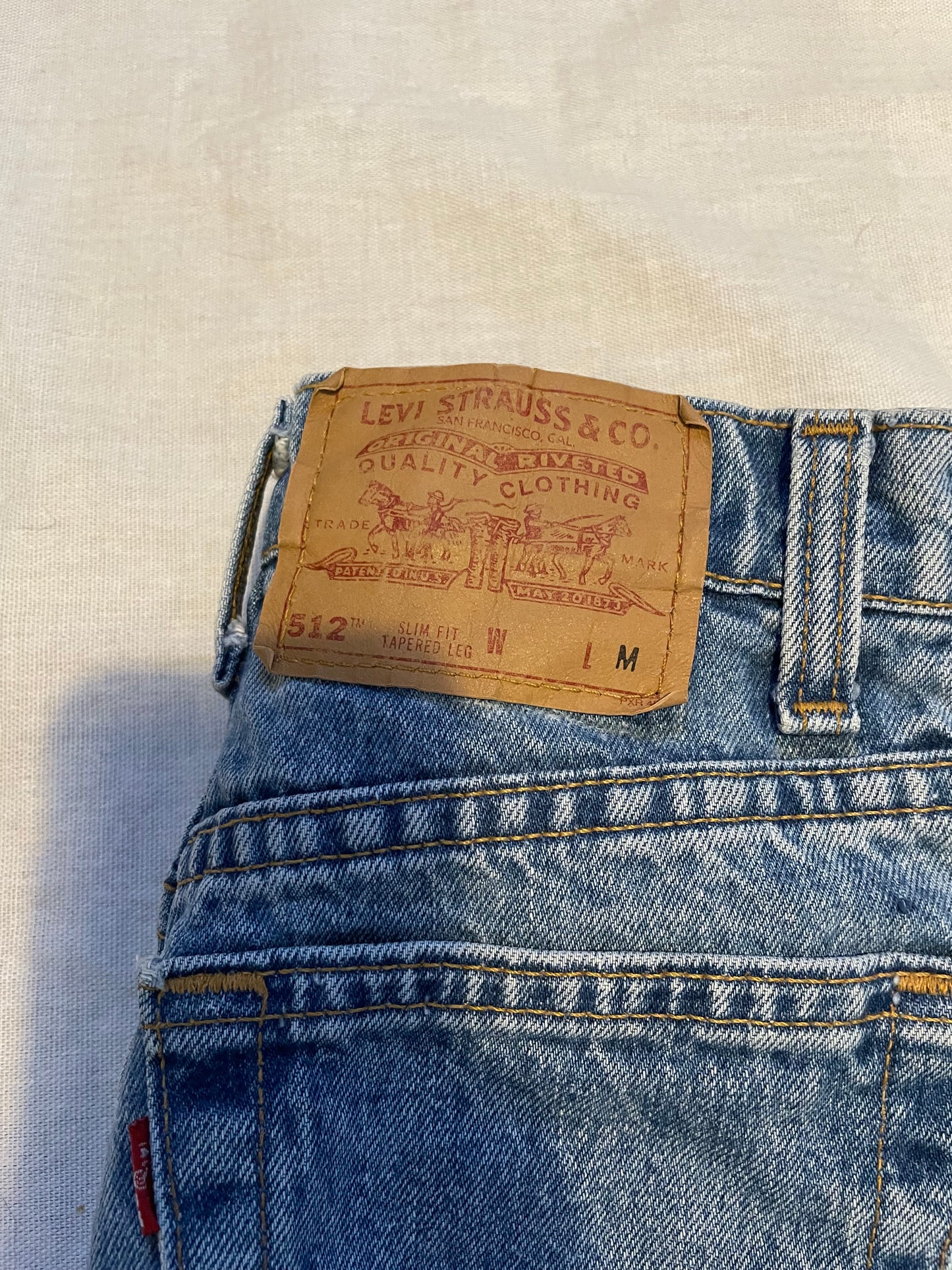 Women’s Levi’s Tapered Leg Jeans