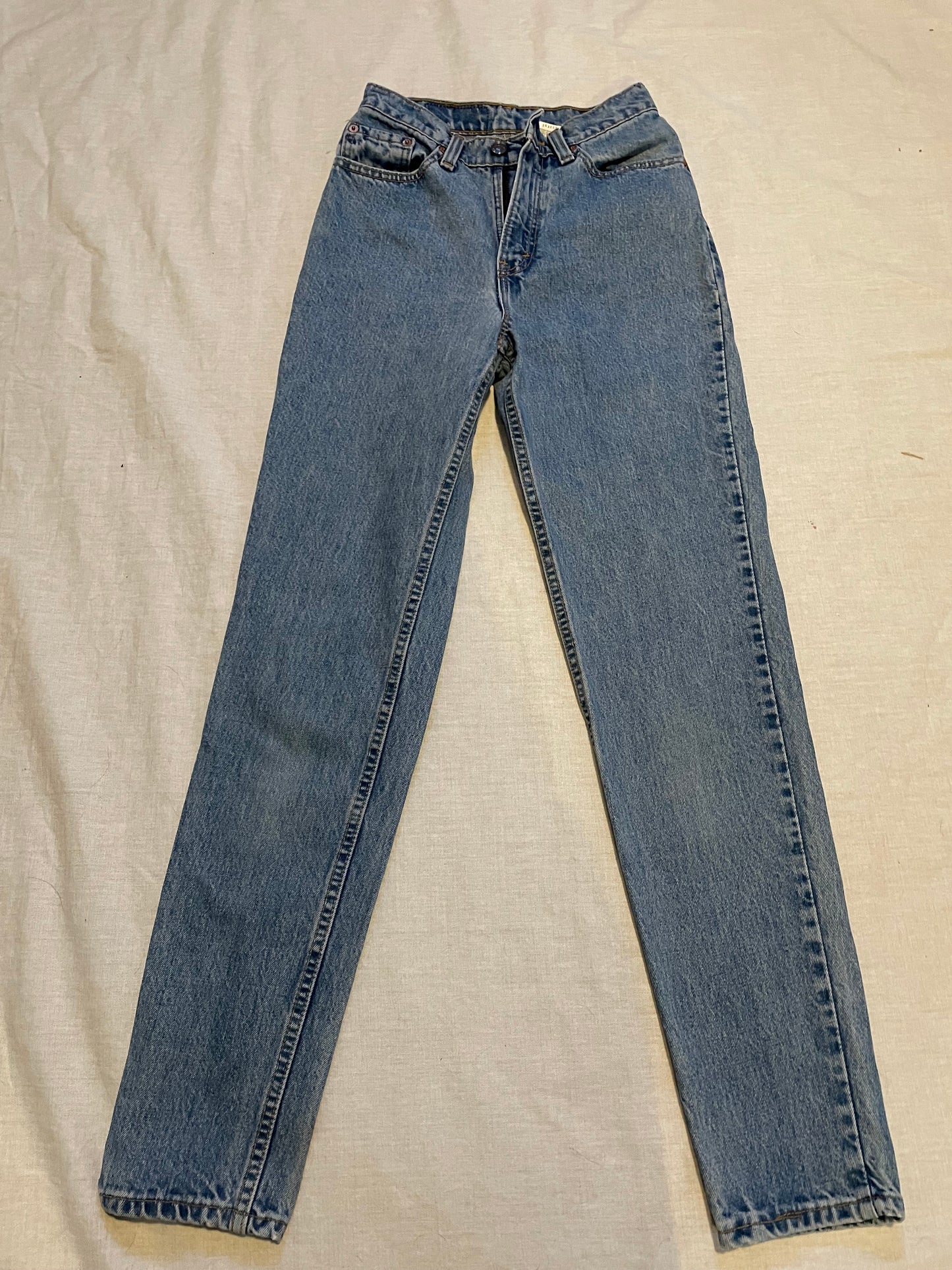 Women’s Levi’s Tapered Leg Jeans