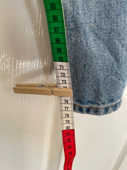 Women’s High Waisted, Slim fit, Straight Leg Levi’s Jeans