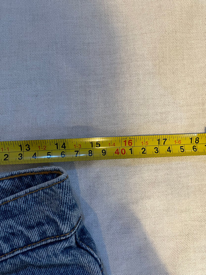 Women’s Levi’s Straight Leg Jeans  - High Waisted