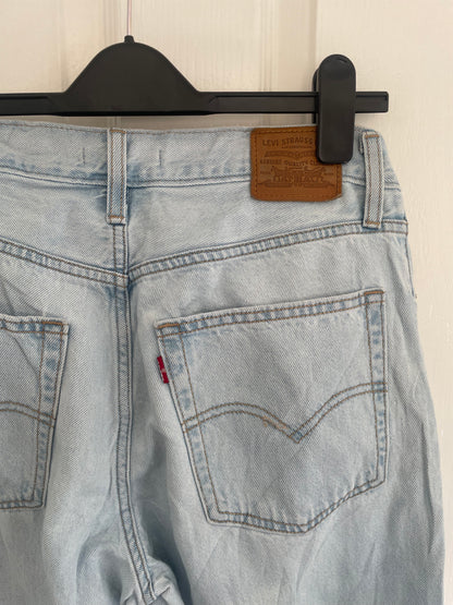 Women’s High Waisted, Straight Leg Levi’s Jeans