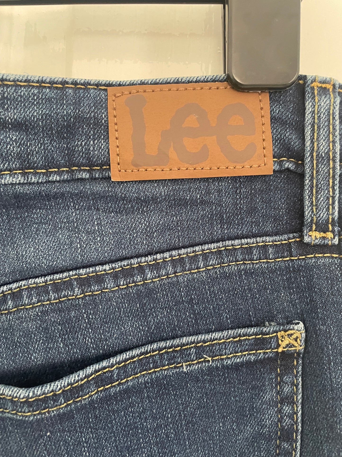 Women’s Regular Fit, Bootcut, Midrise Lee Jeans