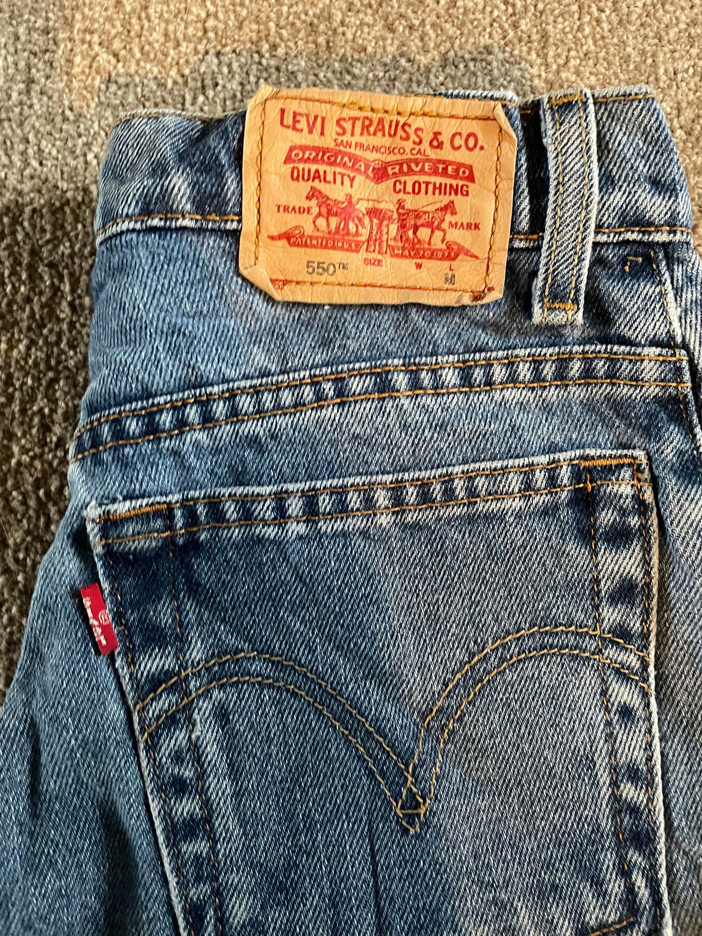 Women’s Levi’s Classic, Relaxed, Tapered 550 Jeans