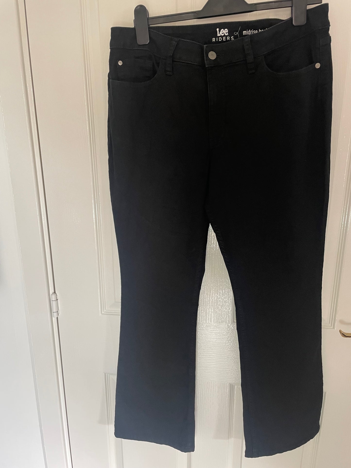 Women’s Midrise Bootcut Lee Riders Jeans