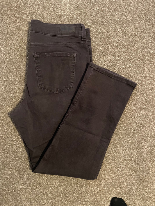 Women’s Classic Fit, Straight Leg Lee Jeans