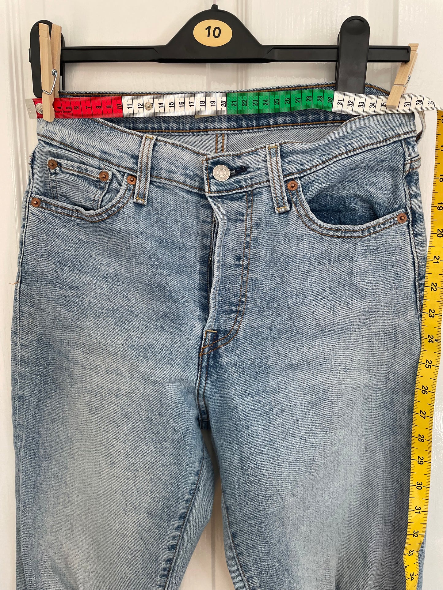 Women’s High Waisted, Wedgie Straight Levi’s Jeans