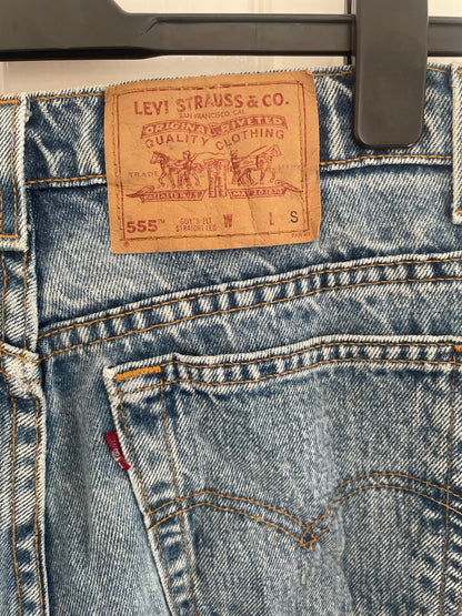 Women’s High Waisted, Straight Leg Levi’s Jeans