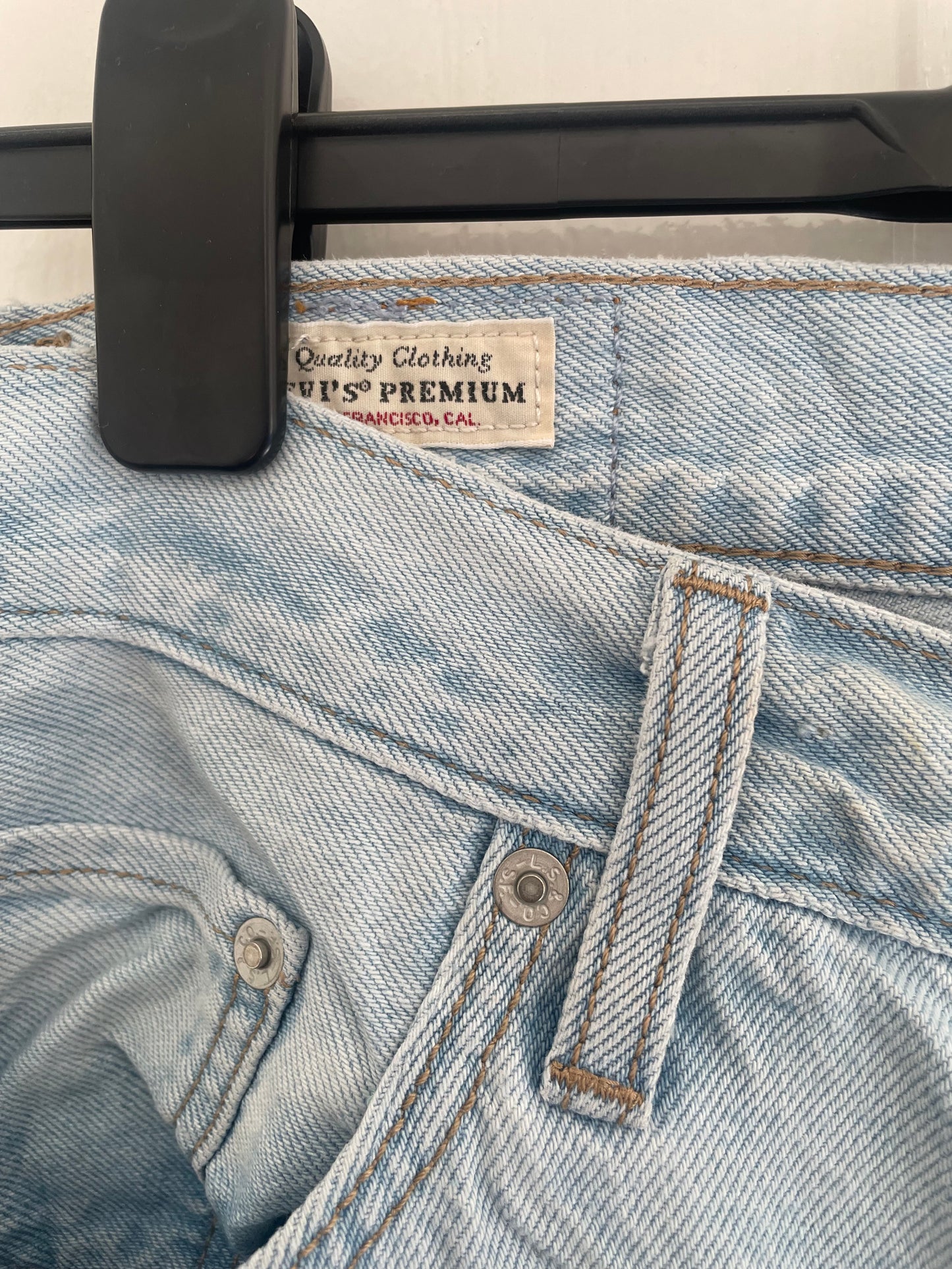 Women’s High Waisted, Straight Leg Levi’s Jeans