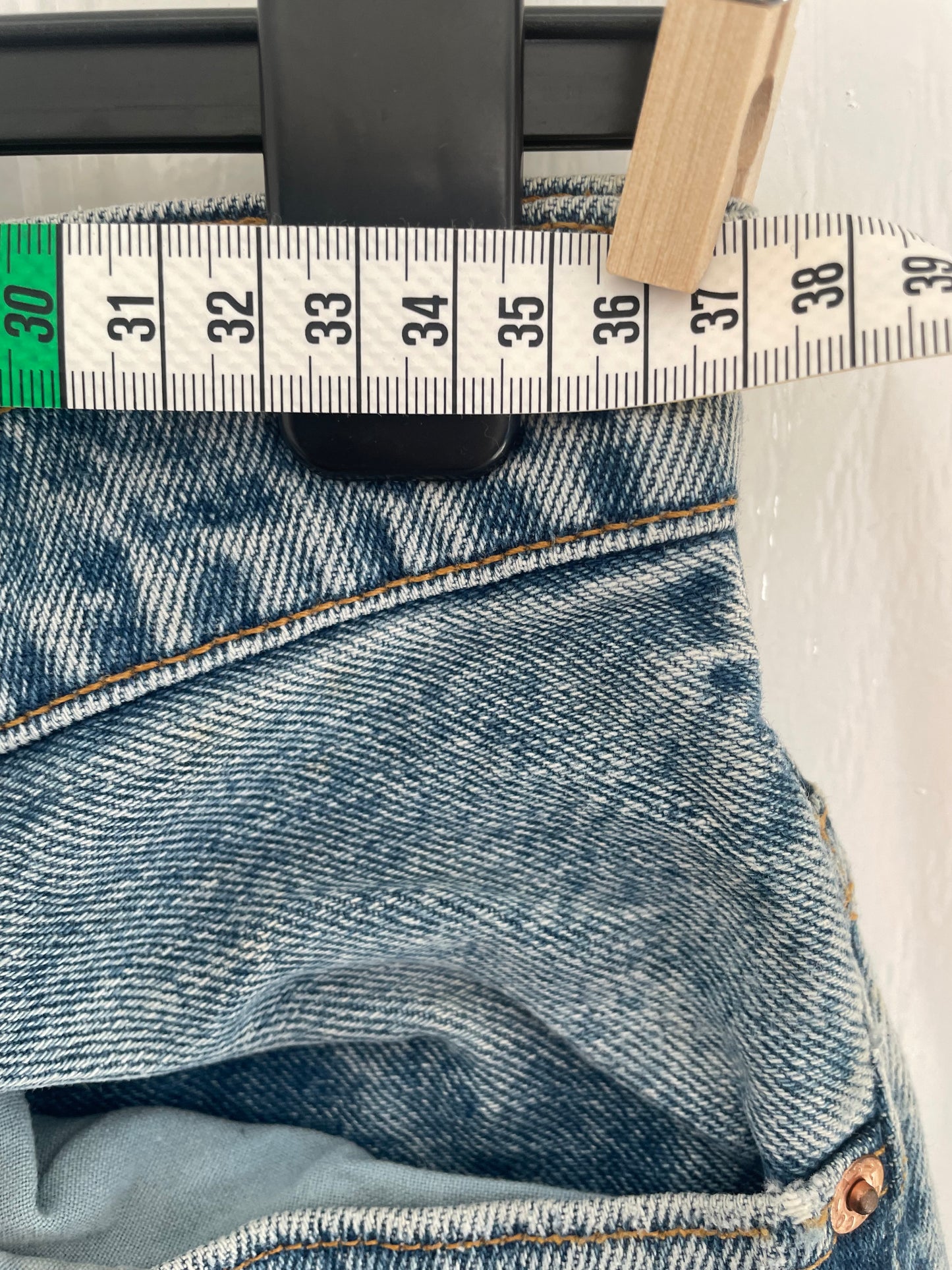 Women’s High Waisted, Straight Leg Levi’s Jeans