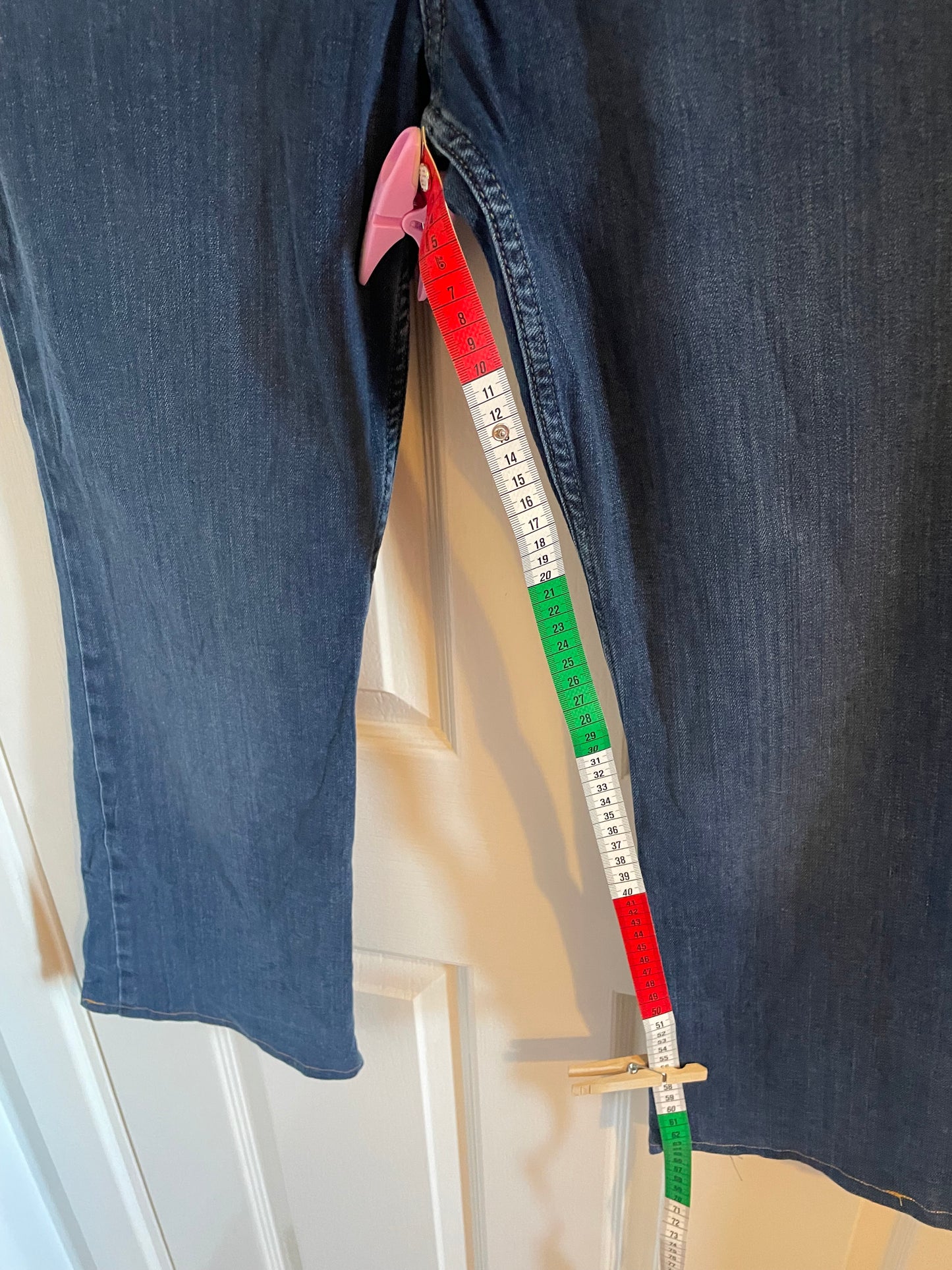 Women’s Straight Leg Lee Jeans