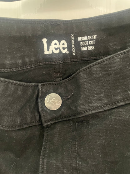Women’s Regular Fit, Bootcut, Mid Rise Lee Jeans