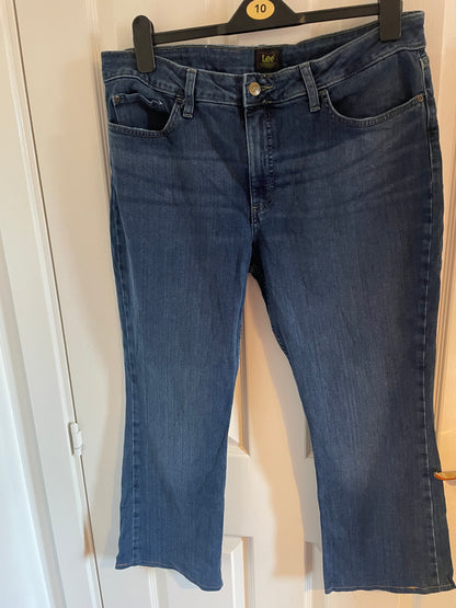 Women’s Straight Leg Lee Jeans