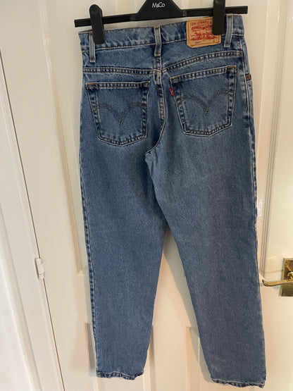 Women’s Levi’s Classic, Relaxed, Tapered 550 Jeans