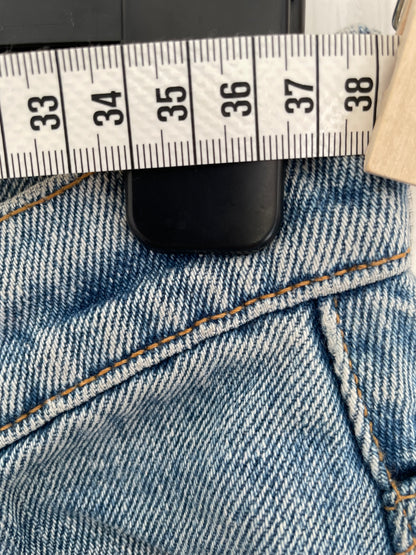 Women’s High Waisted, Slim fit, Straight Leg Levi’s Jeans