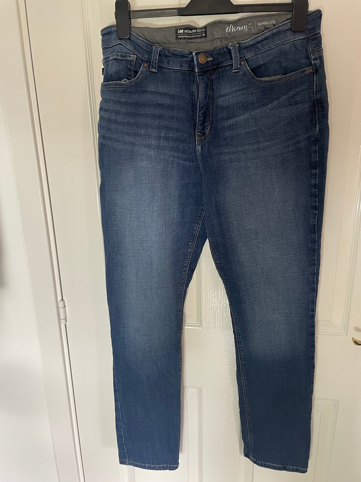 Women’s Modern Series Lee Jeans