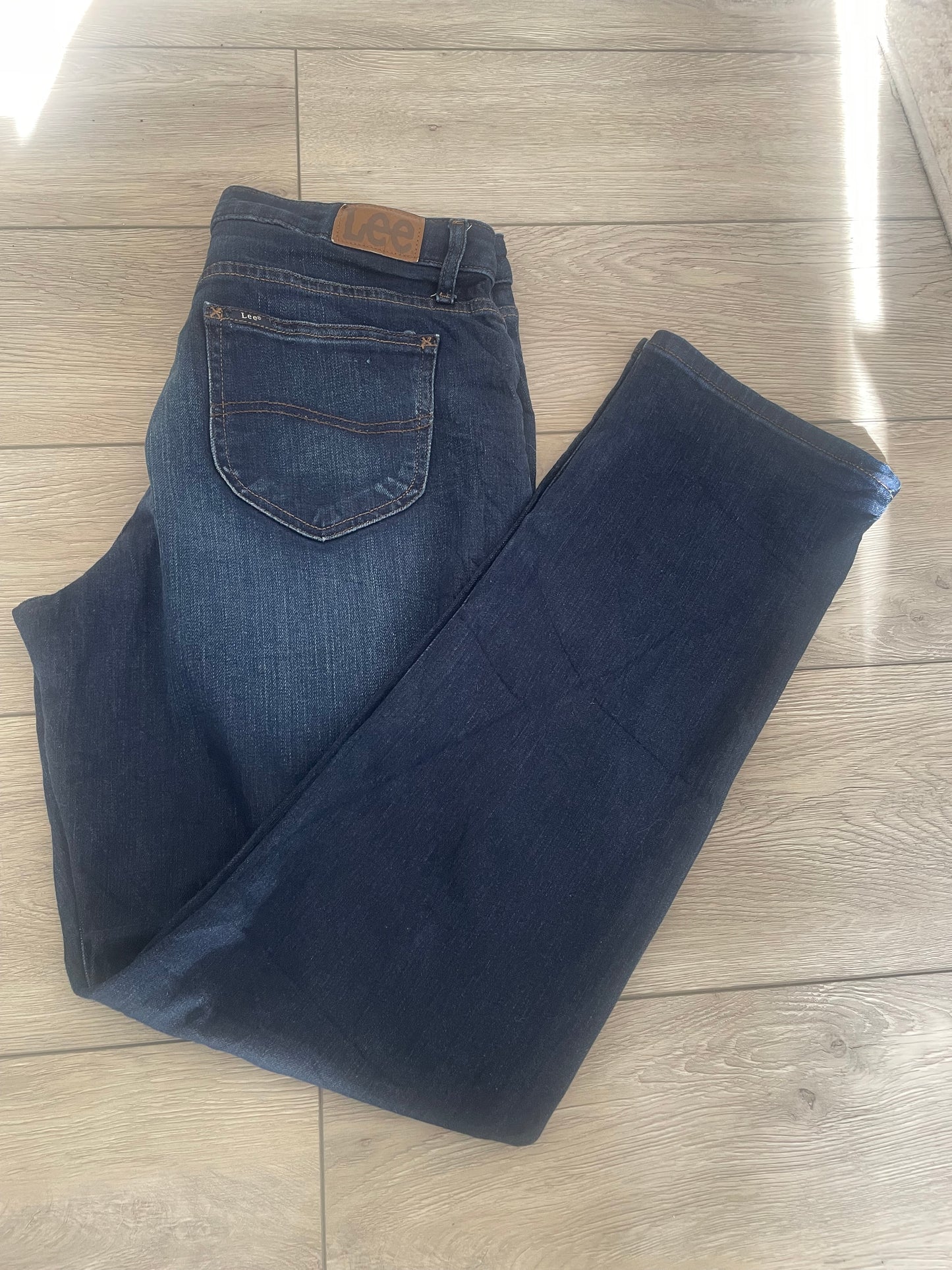 Women’s Regular Fit,Straight Leg Lee Jeans