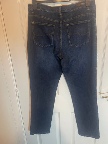 Women’s Relaxed Fit, Straight Leg Lee Jeans