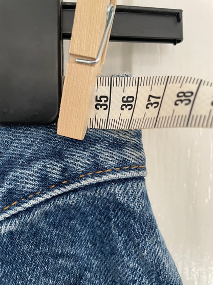 Women’s High Waited, Relaxed Fit, Tapered Leg Levi’s Jeans