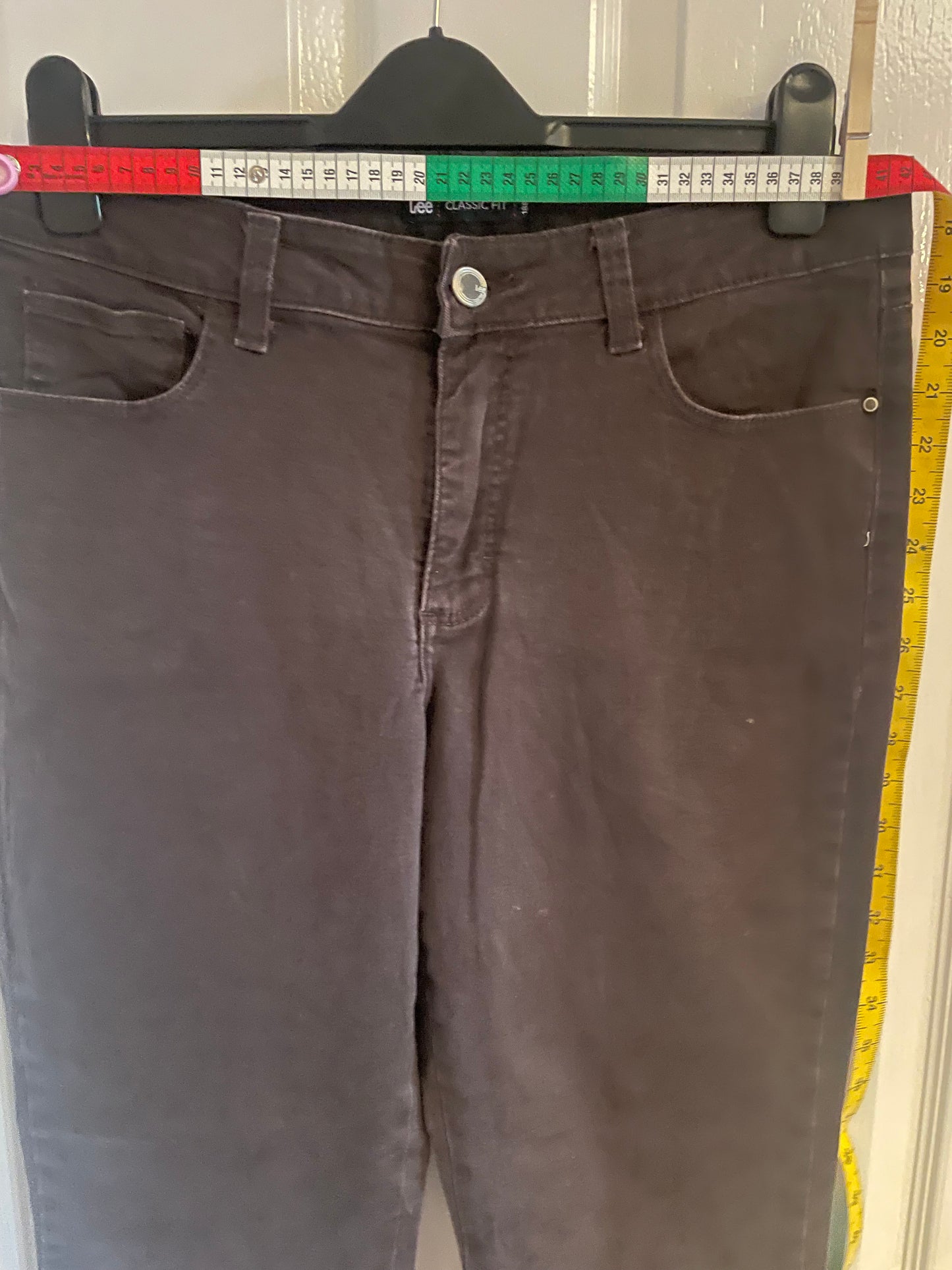 Women’s Classic Fit, Straight Leg Lee Jeans