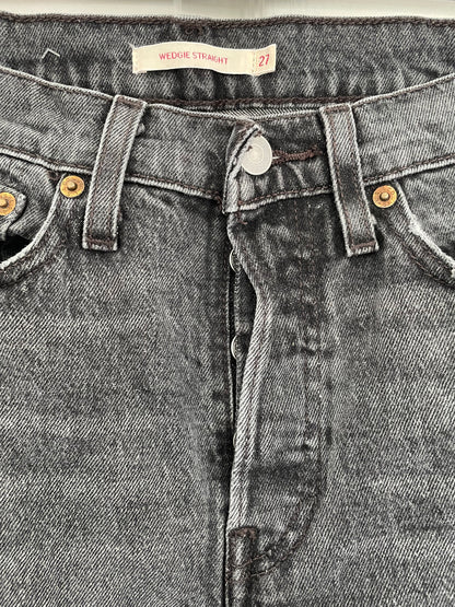 Women’s High Waisted, Wedgie Straight Levi’s Jeans