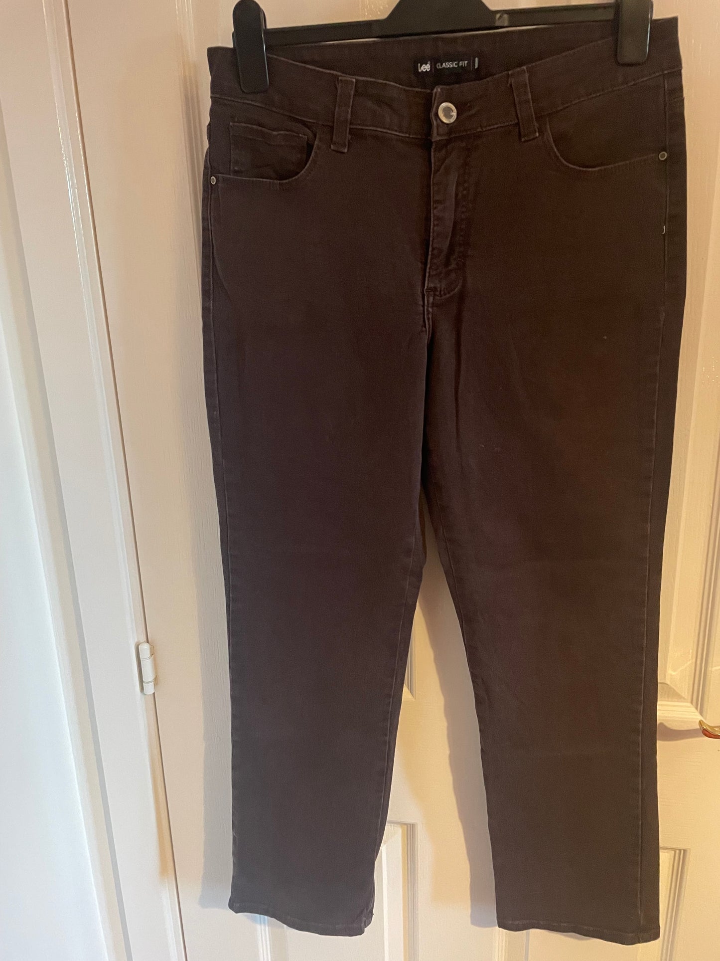 Women’s Classic Fit, Straight Leg Lee Jeans