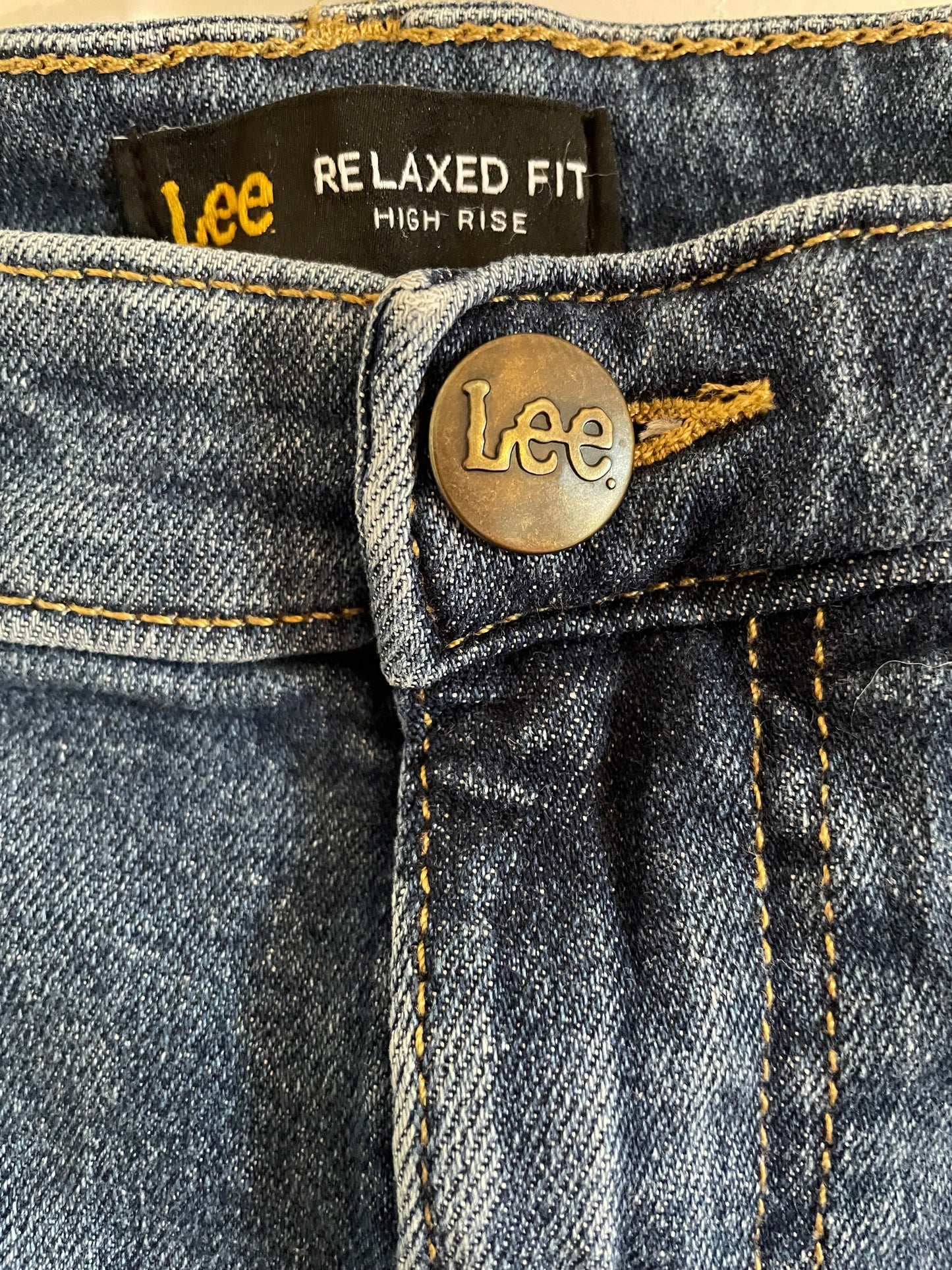 Women’s Relaxed Fit, High Rise Lee Jeans