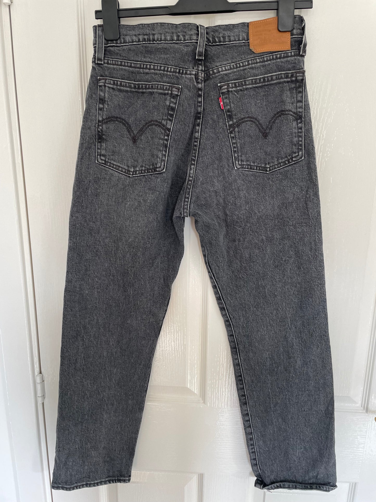 Women’s High Waisted, Wedgie Straight Levi’s Jeans