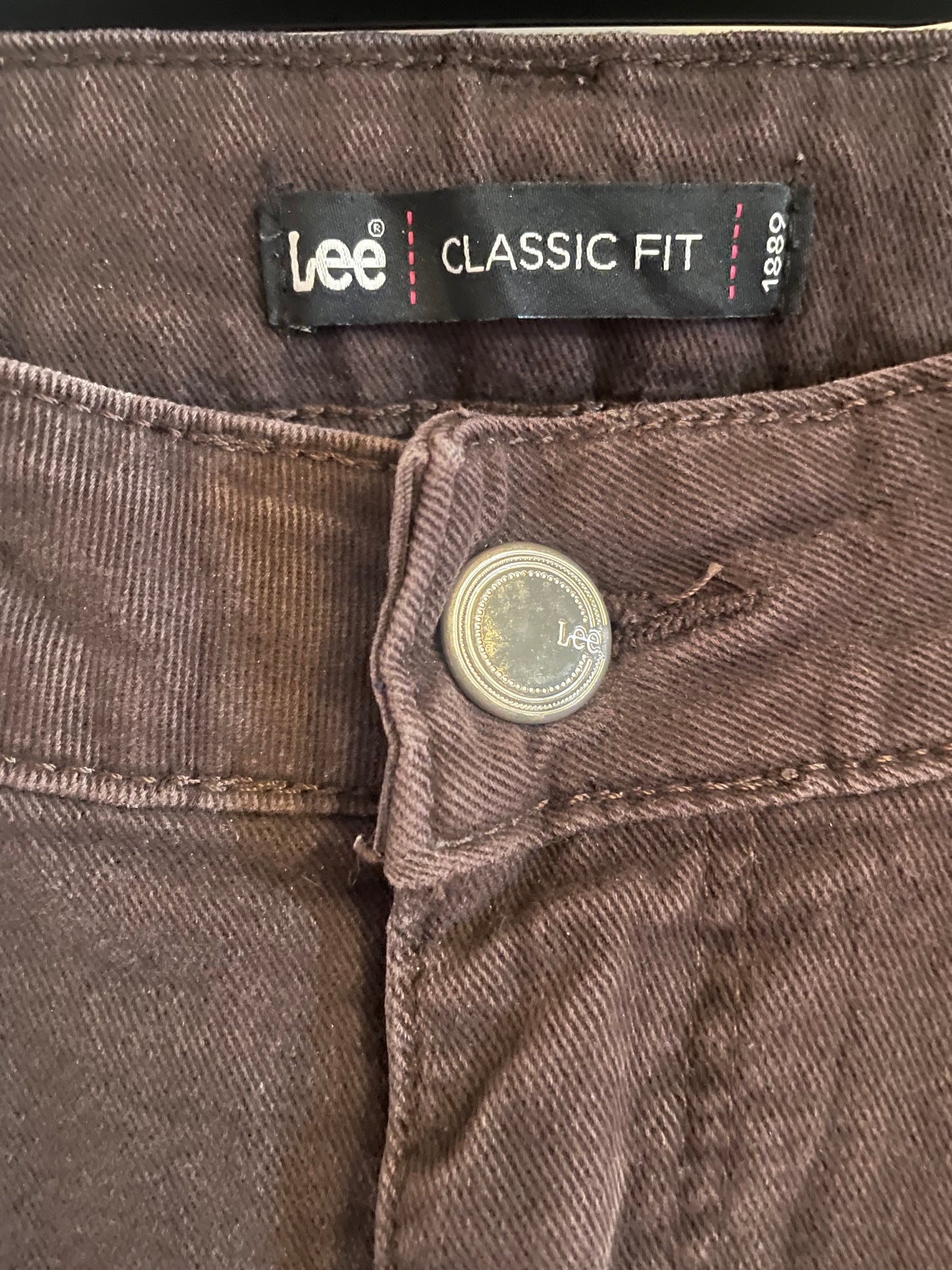 Women’s Classic Fit, Straight Leg Lee Jeans