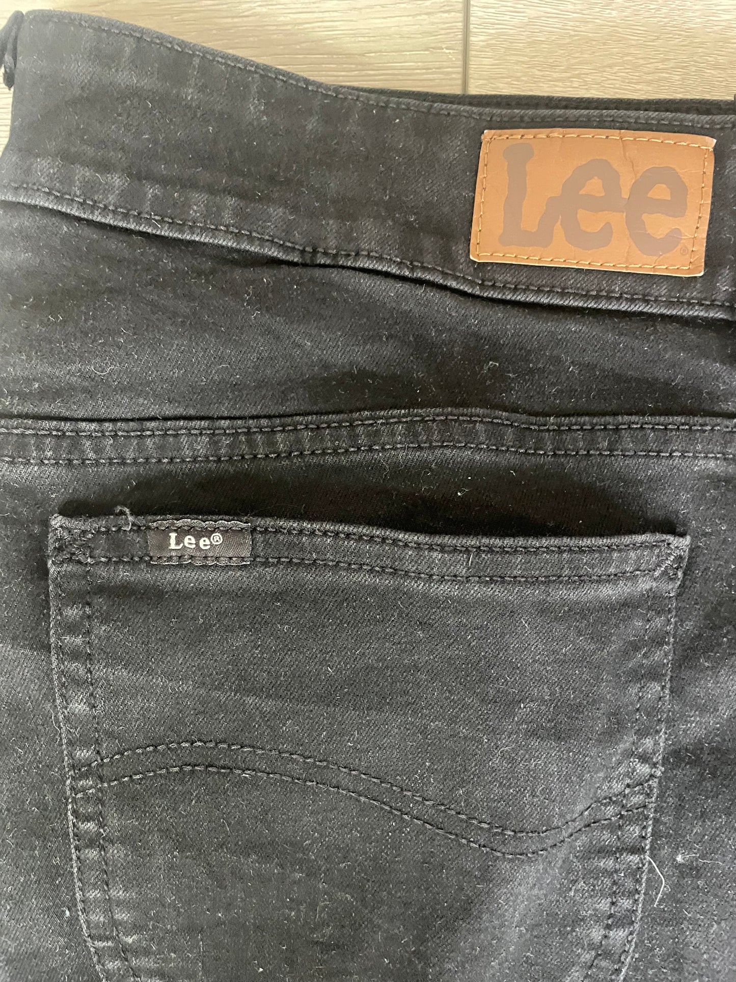 Women’s Regular Fit, Bootcut, Mid Rise Lee Jeans