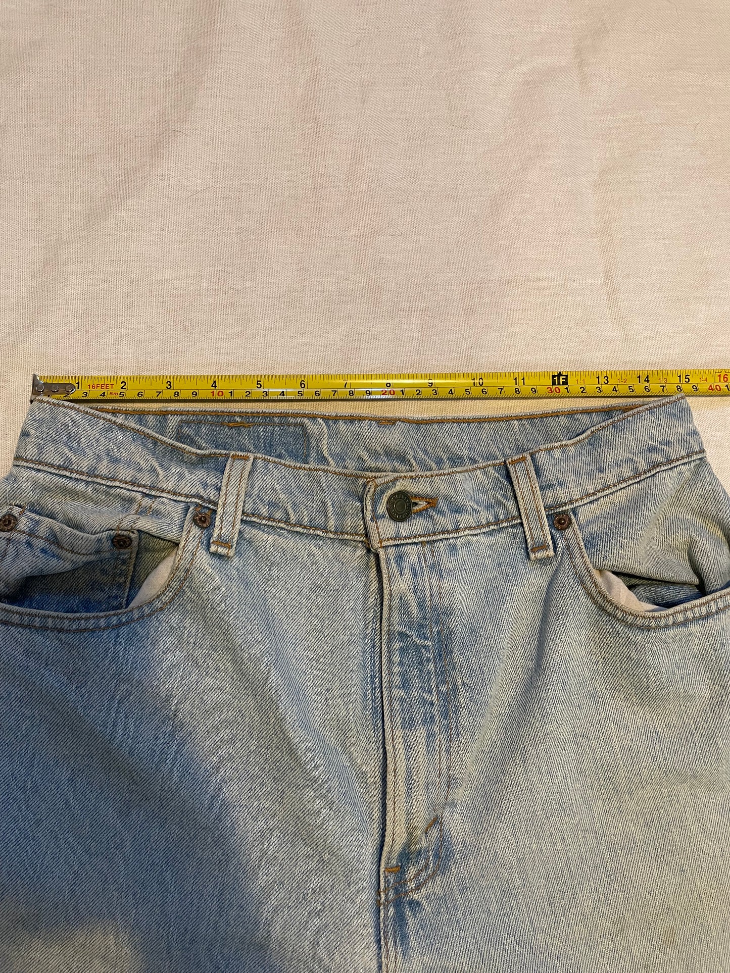 Women’s Levi’s Straight Leg Jeans