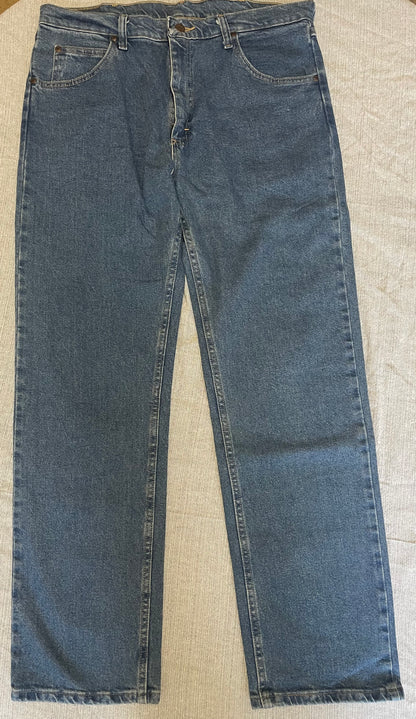 Men’s Blue Wrangler Jeans