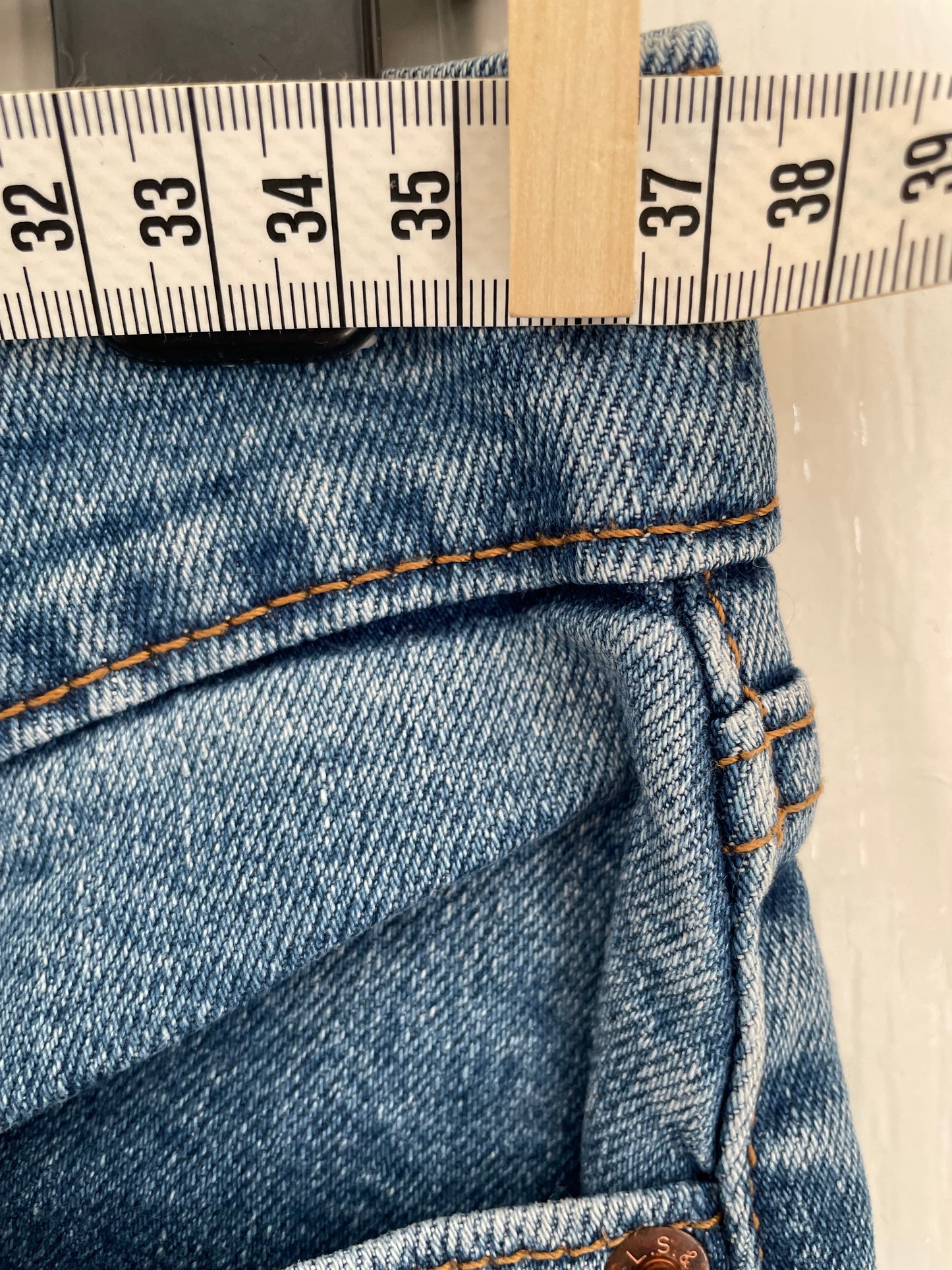 Women’s High Waisted, Wedgie Straight Levi’s Jeans