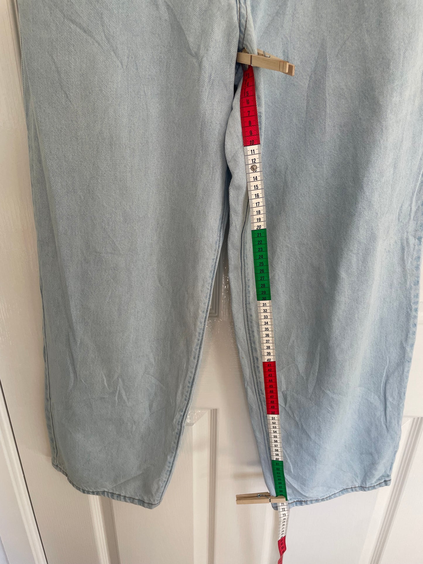 Women’s High Waisted, Straight Leg Levi’s Jeans