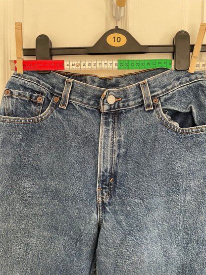 Women’s High Waited, Relaxed Fit, Tapered Leg Levi’s Jeans