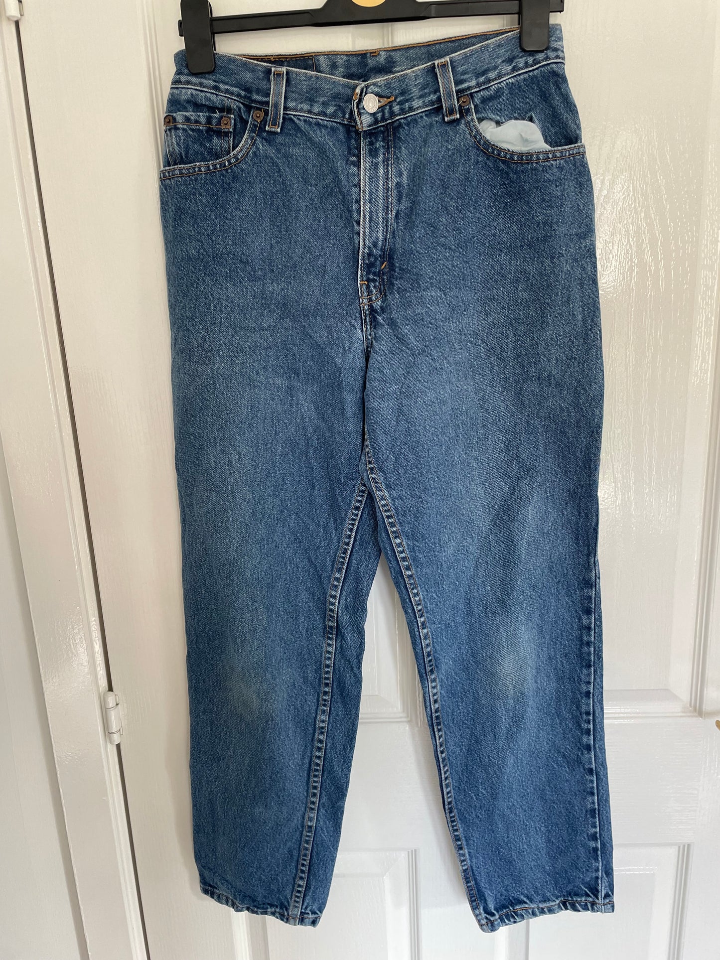 Women’s High Waited, Relaxed Fit, Tapered Leg Levi’s Jeans