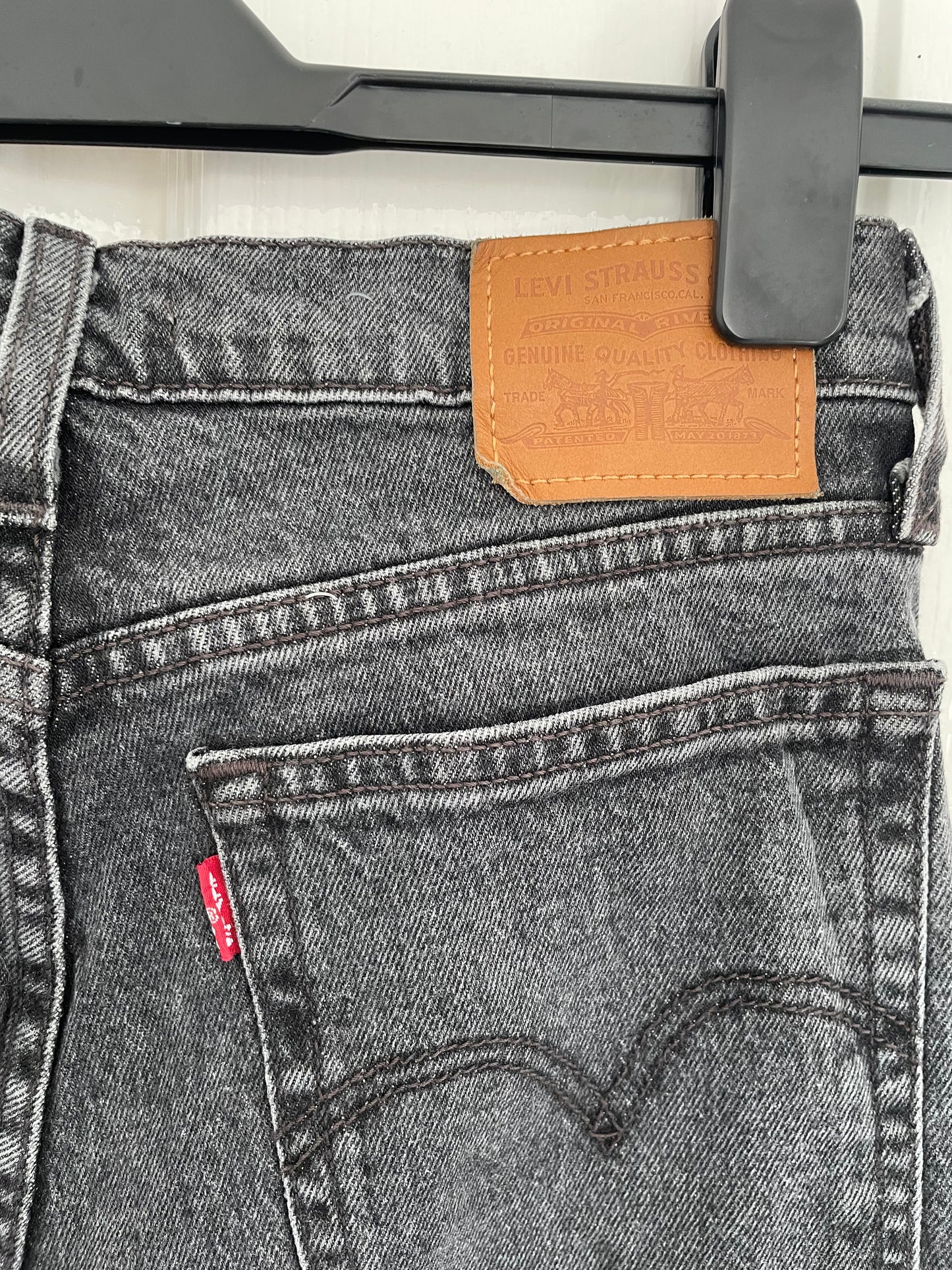 Women’s High Waisted, Wedgie Straight Levi’s Jeans