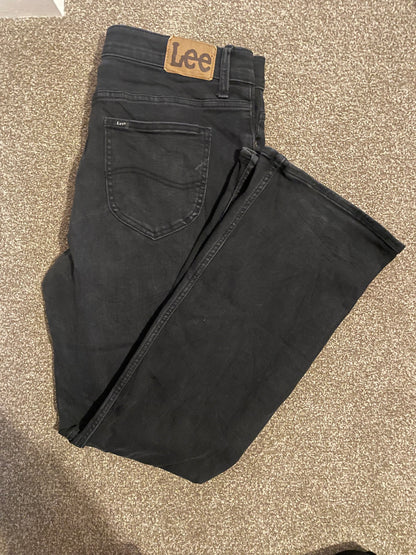 Women’s Bootcut Lee Jeans