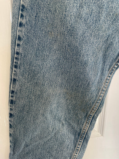 Women’s High Waisted, Straight Leg Levi’s Jeans