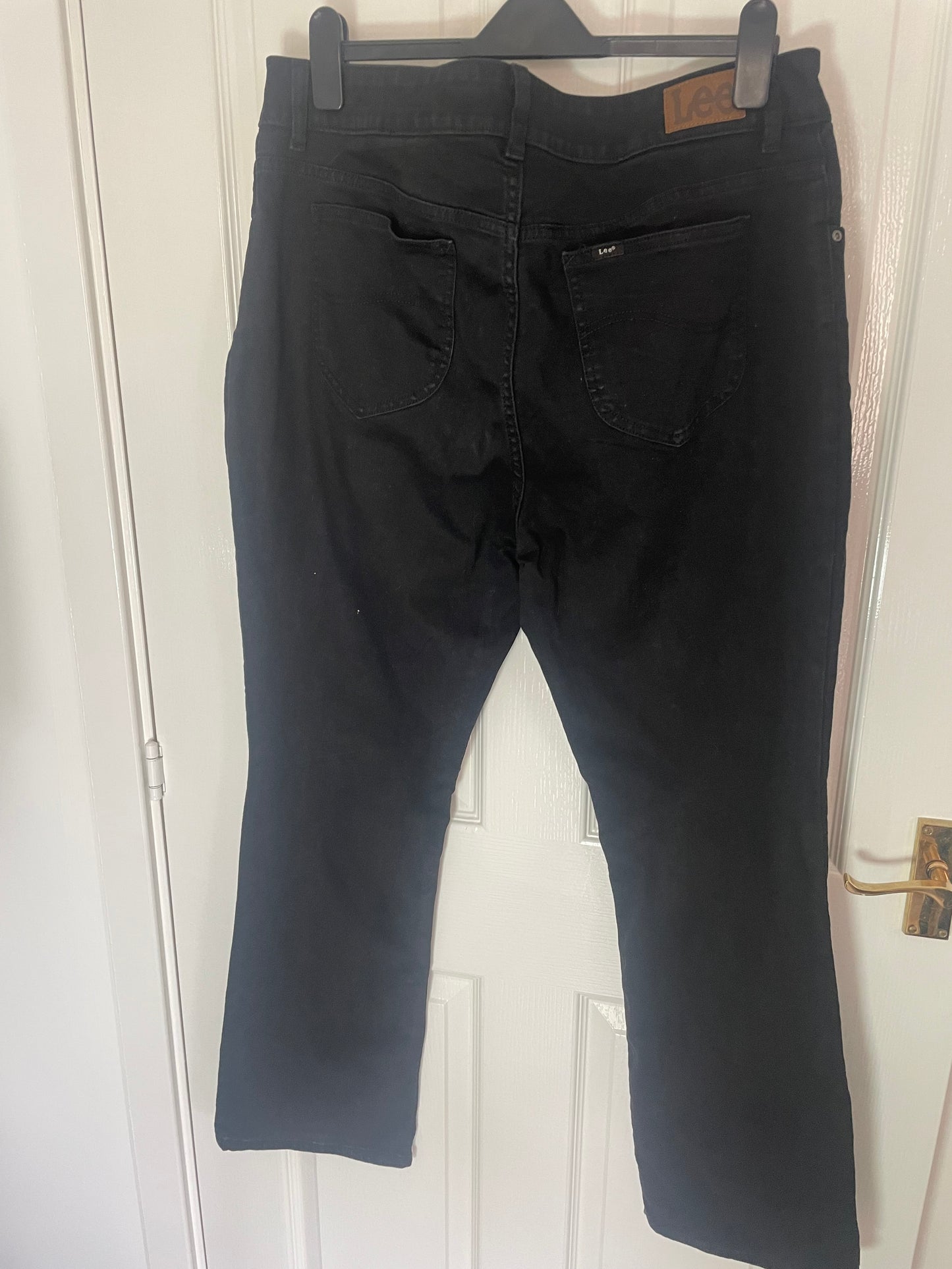 Women’s Regular Fit, Bootcut, Mid Rise Lee Jeans