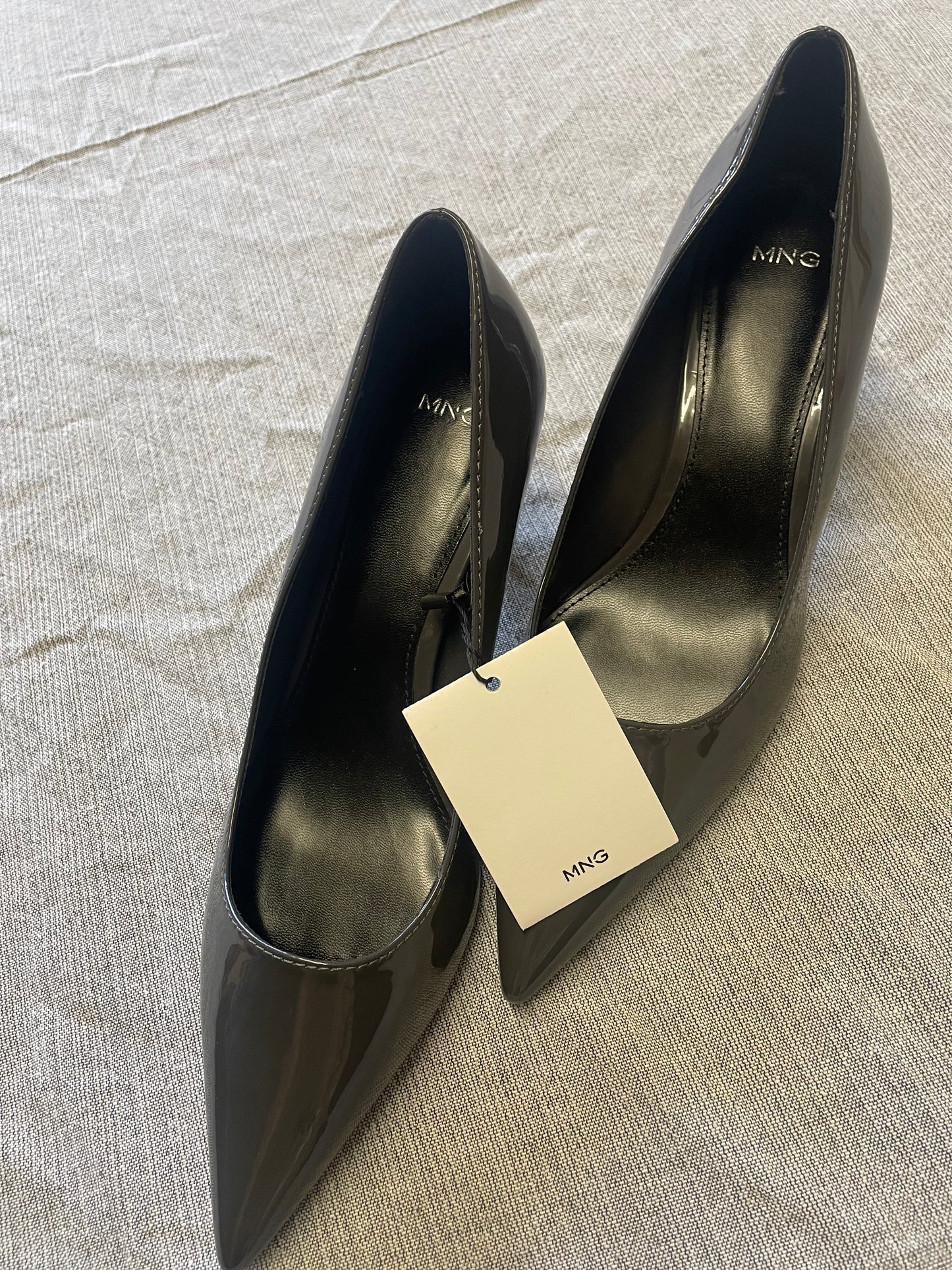 Women’s Dark Grey Heeled Shoes